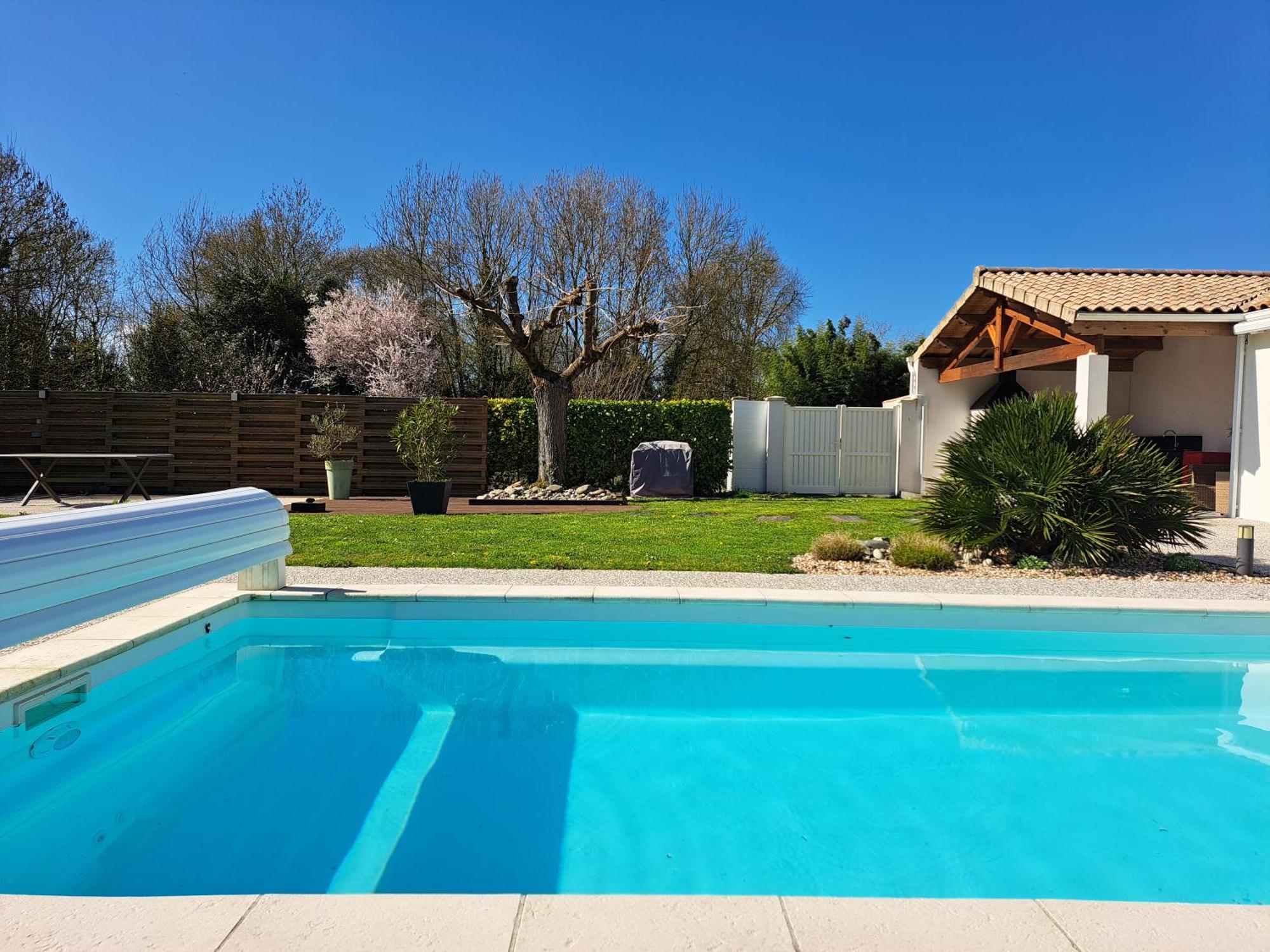 Chambre D Hote La Riviere 45M2 Jardin Et Piscine Aigrefeuille-dʼAunis Exteriör bild